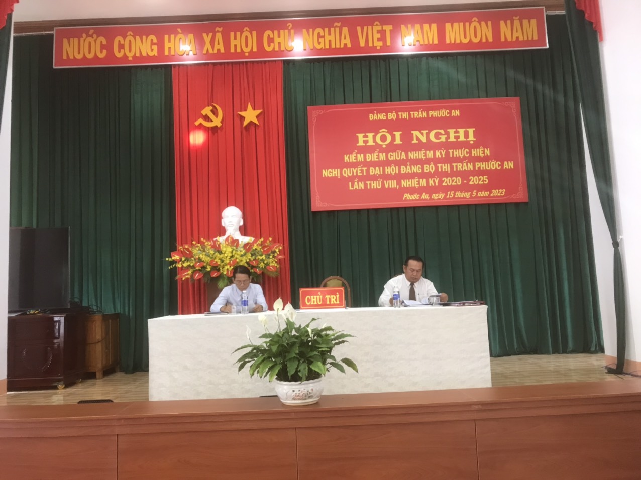 Đảng bộ thị trấn  Phước An tổ chức Hội nghị kiểm điểm giữa nhiệm kỳ thực hiện Nghị Quyết Đại hội Đảng bộ thị trấn  lần thứ VIII nhiệm kỳ, 2020 – 2025. 