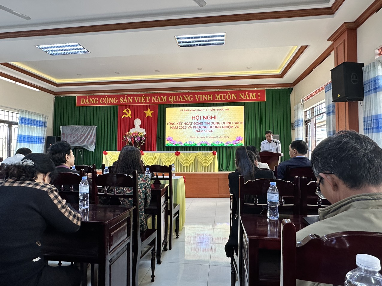 UBND thị trấn Phước An tổ chức Hội nghị tổng kết hoạt động tín dụng chính sách năm 2023 và phương hướng nhiệm vụ năm 2024 .