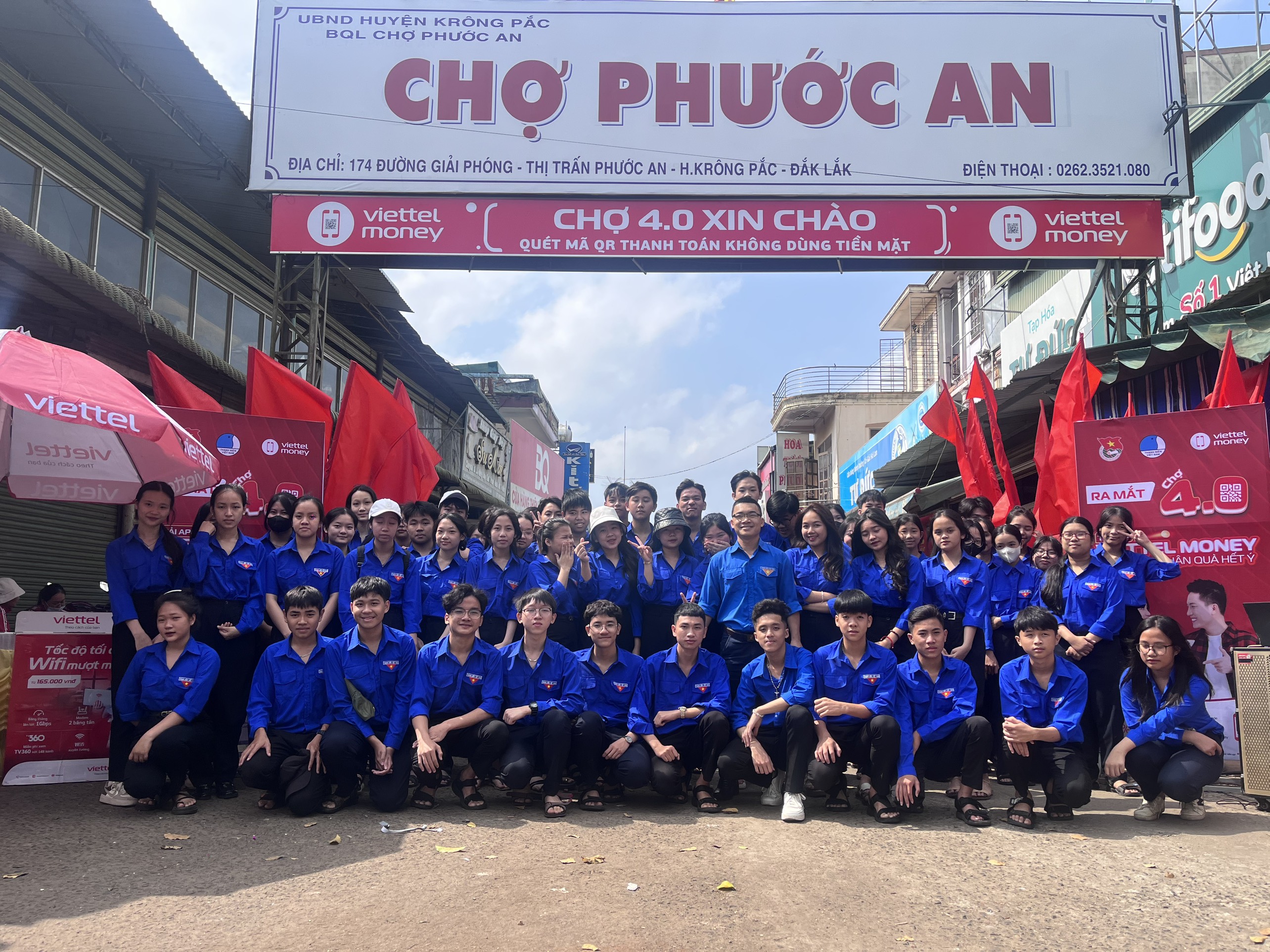 Đoàn thanh niên thị trấn Phước An đã tổ chức chương trình:"Triển khai nhân rộng mô hình chợ 4.0" tại trung tâm chợ thị trấn Phước An.