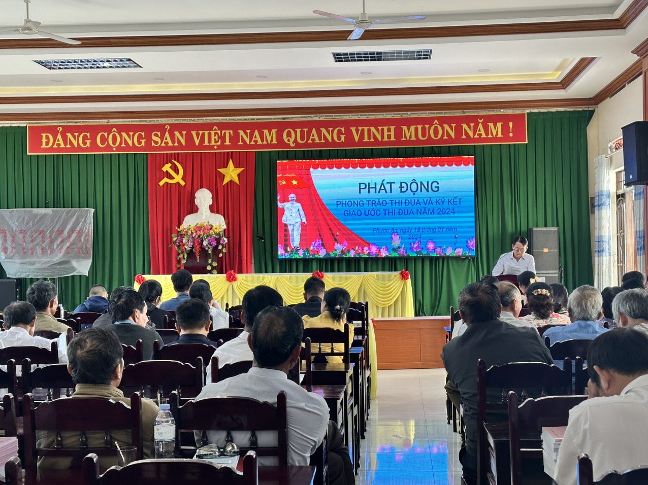 UBND thị trấn Phước An tổ chức Hội nghị tổng kết phong trào thi đua và phát động phong trào thi đua năm 2024
